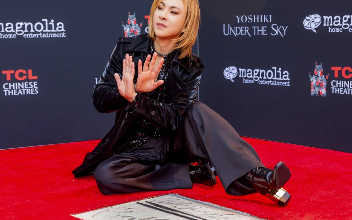 YOSHIKI на церемонии в Голливуде в 2024 году