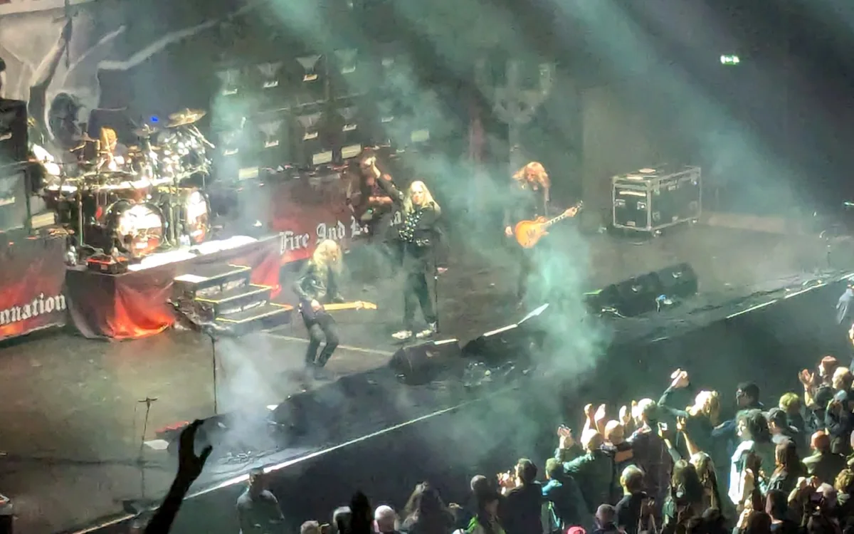 Saxon анонсировали альбом Gods of Thunder
